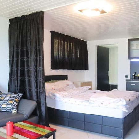 La Lapia Apartment มงเตย์ ภายนอก รูปภาพ