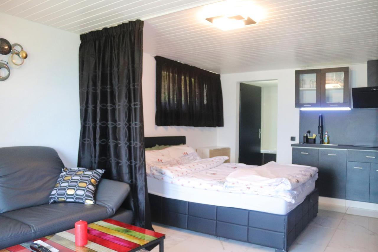La Lapia Apartment มงเตย์ ภายนอก รูปภาพ