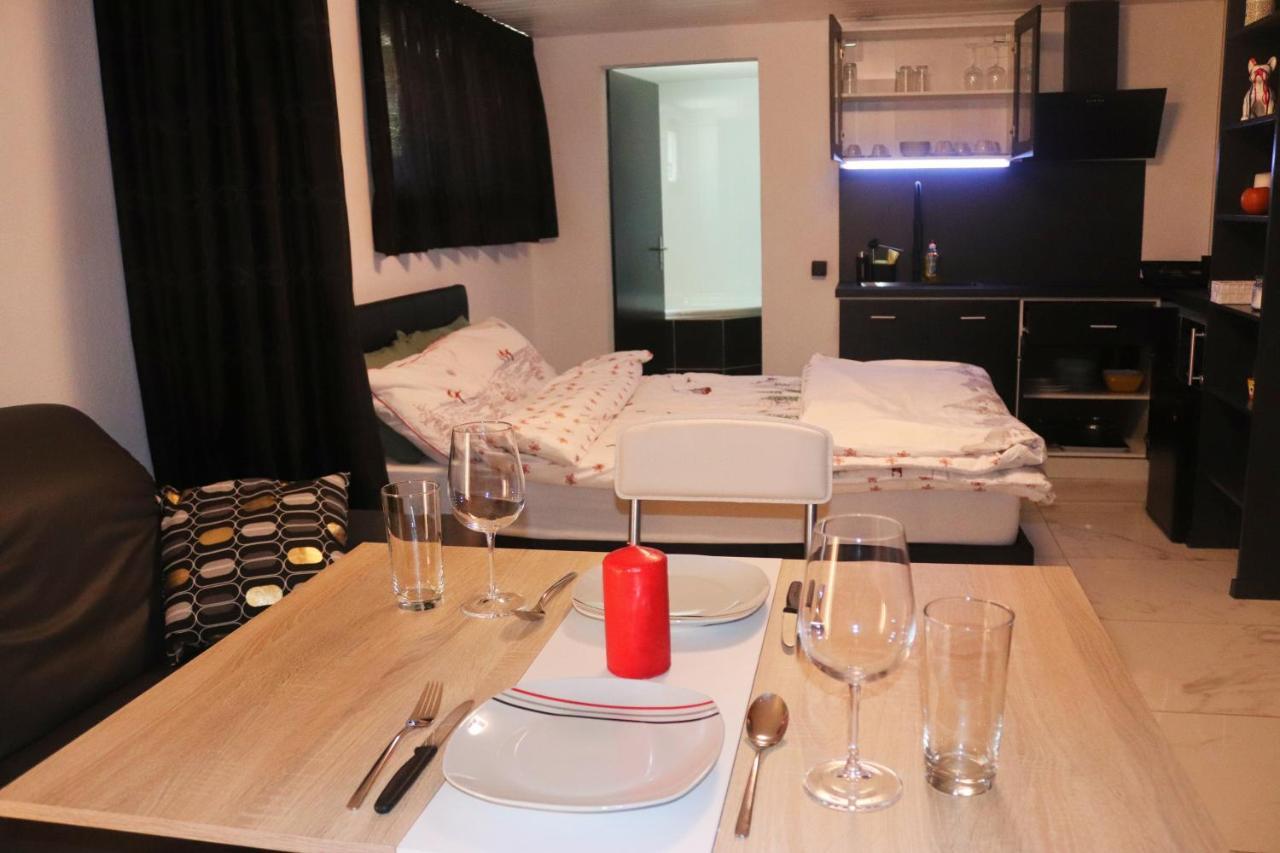 La Lapia Apartment มงเตย์ ภายนอก รูปภาพ